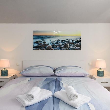 Rooms Anna Trogir Buitenkant foto